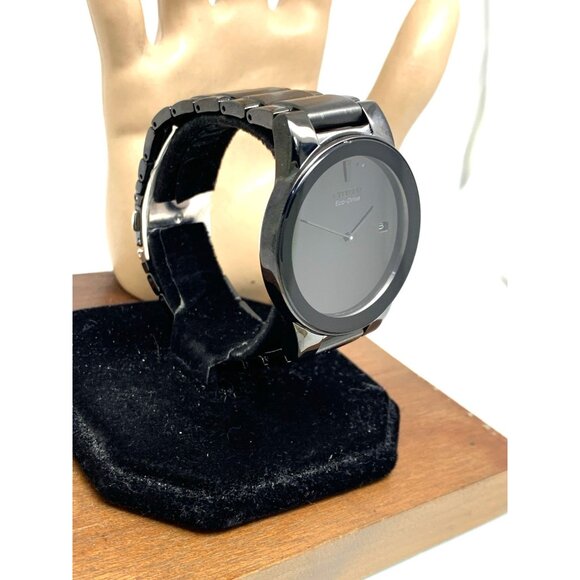 Citizen Men's Watch Eco-Drive AU1065-58E Axiom Black Dial Stainless Steel 40mm - Picture 15 of 15